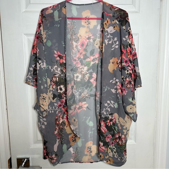 Kimono Grey & Pink Floral Sheer Size Extra Large - Picture 1 of 16